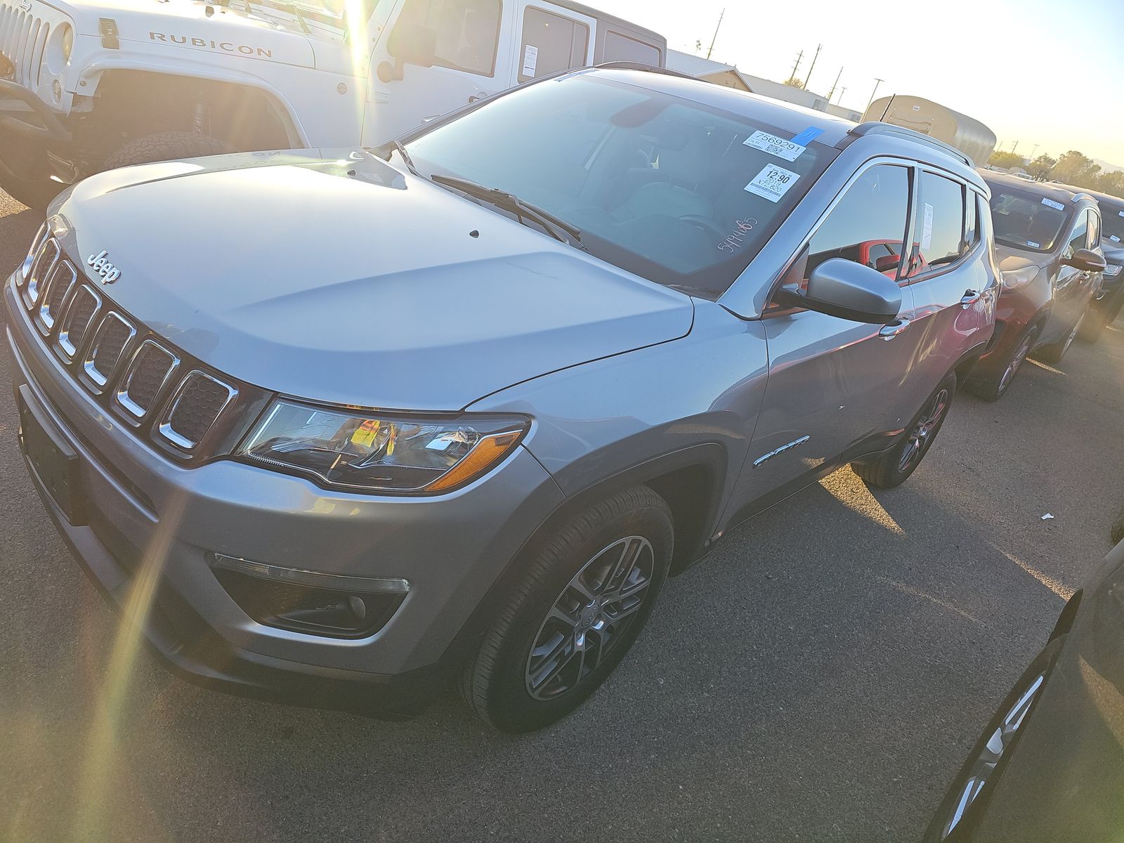 2019 Jeep Compass Latitude w/Sun & Wheel Pkg