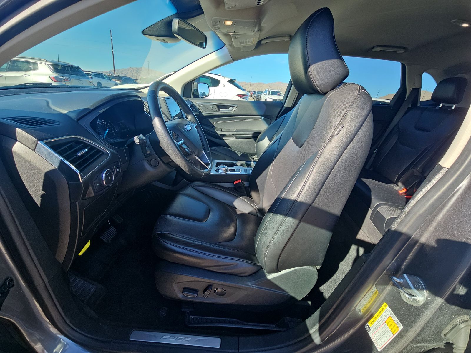 2022 Ford Edge Titanium AWD