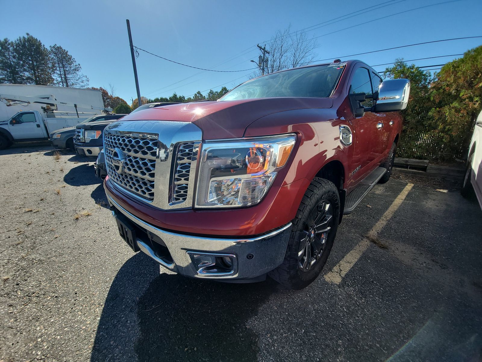 2017 Nissan TITAN SL Crew Cab Extra Short Bed
