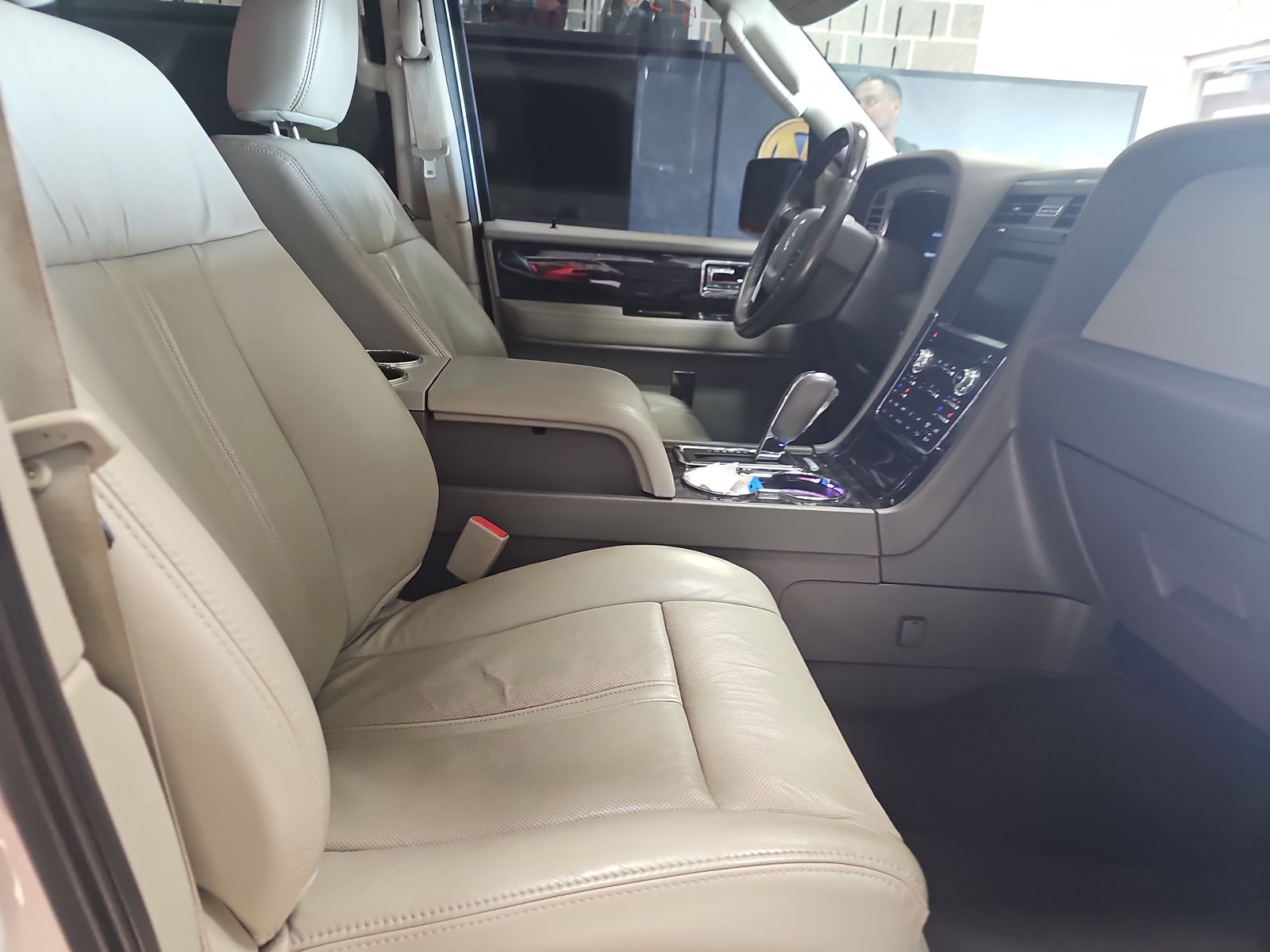 2015 Lincoln Navigator Base AWD