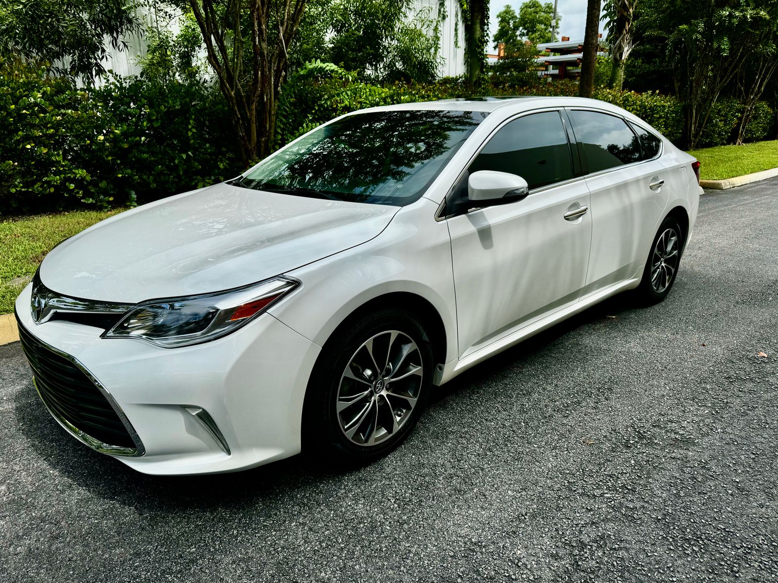 2016 Toyota Avalon XLE Premium