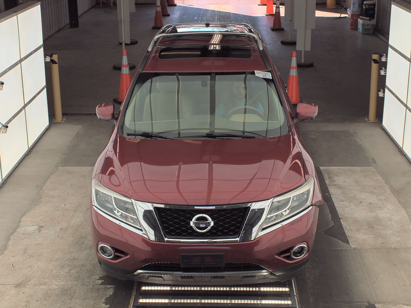 2015 Nissan Pathfinder Platinum FWD