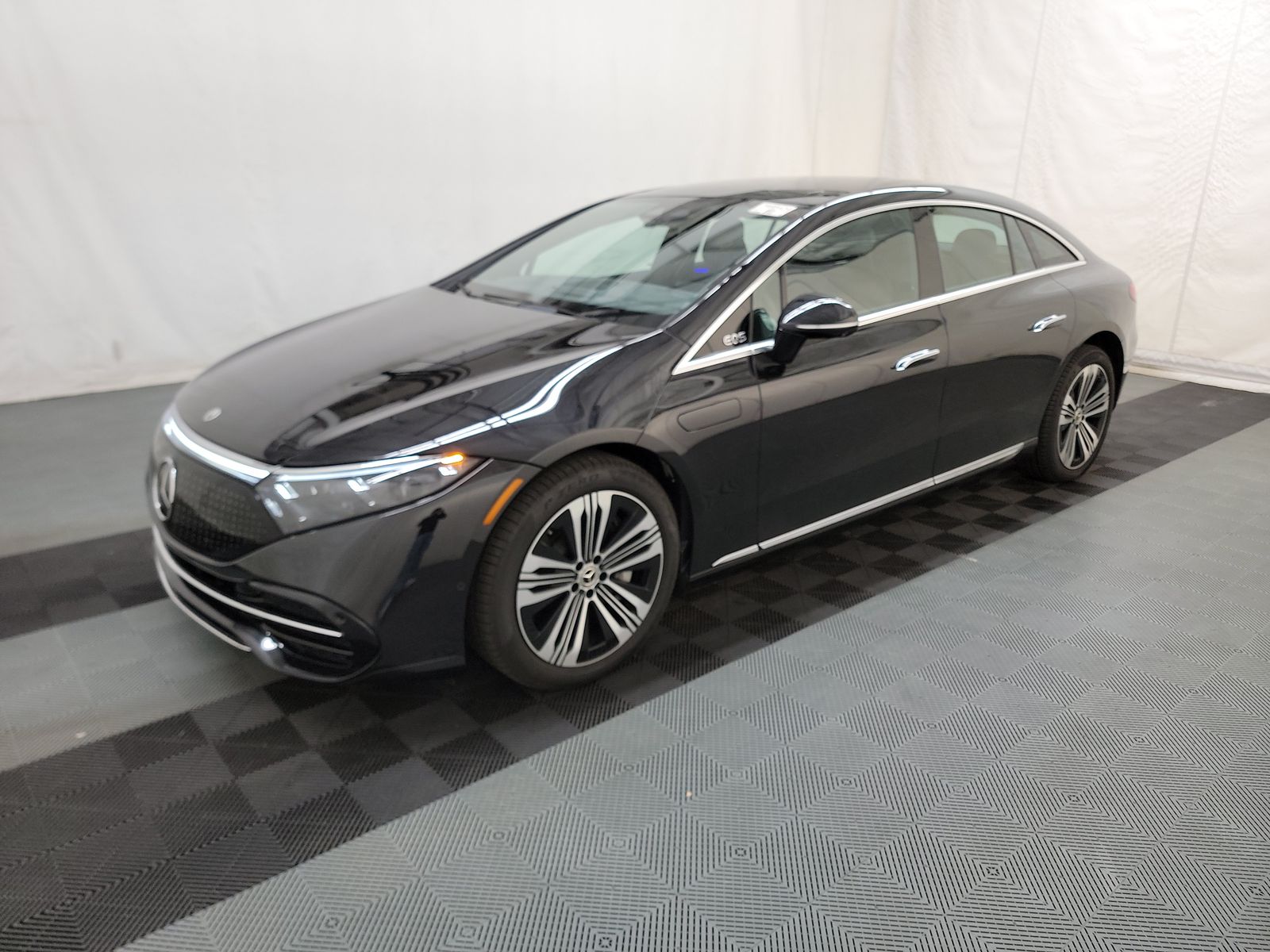 2022 Mercedes-Benz EQS 450+