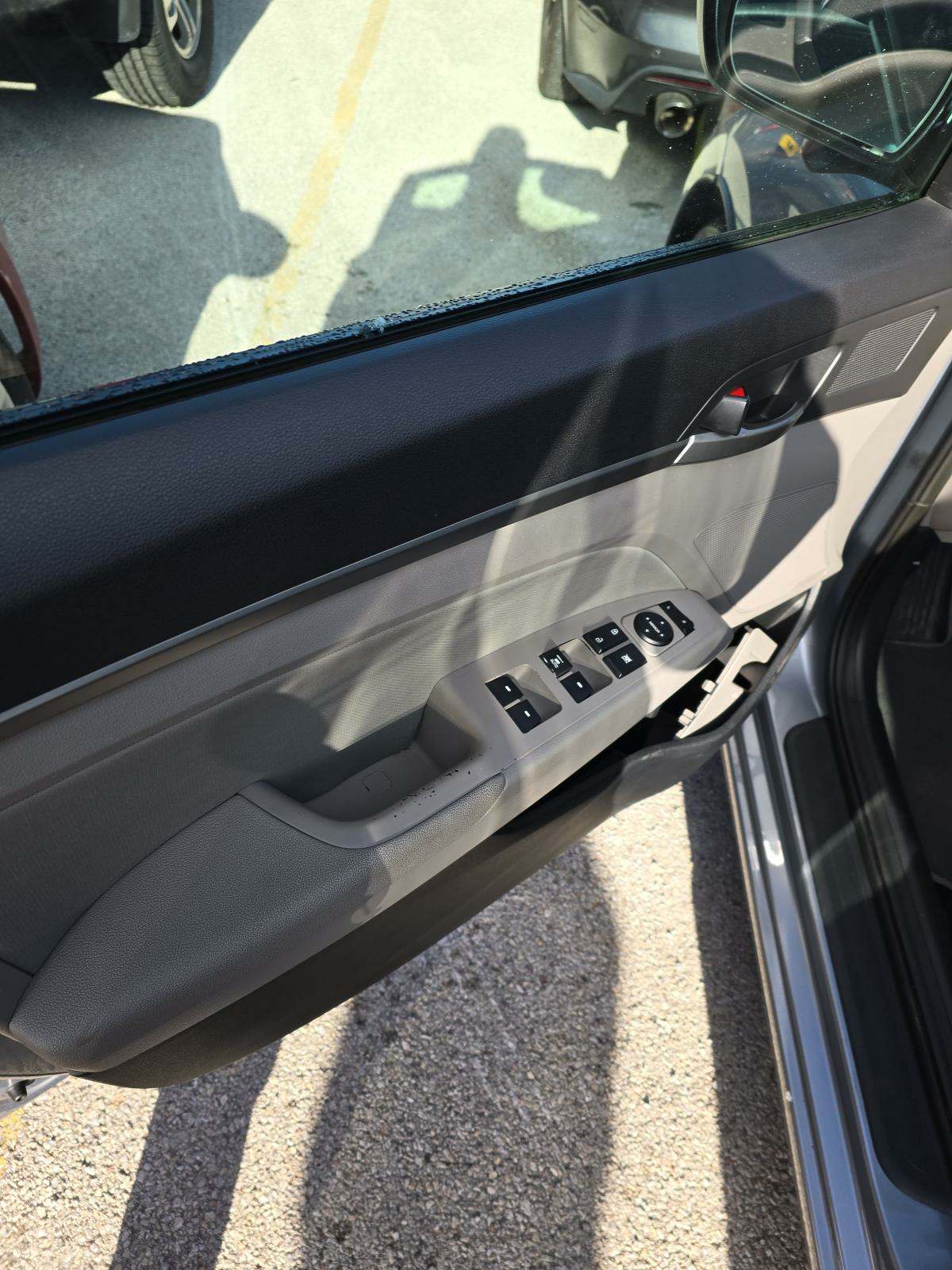 2017 Hyundai Elantra SE FWD