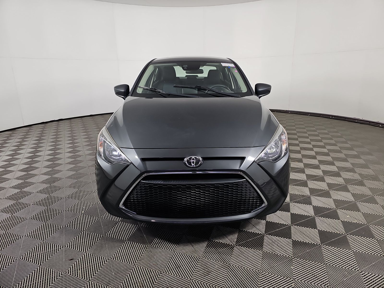 2019 Toyota Yaris L FWD