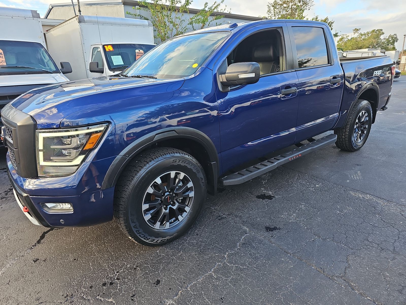 2020 Nissan TITAN PRO-4X Crew Cab Extra Short Bed