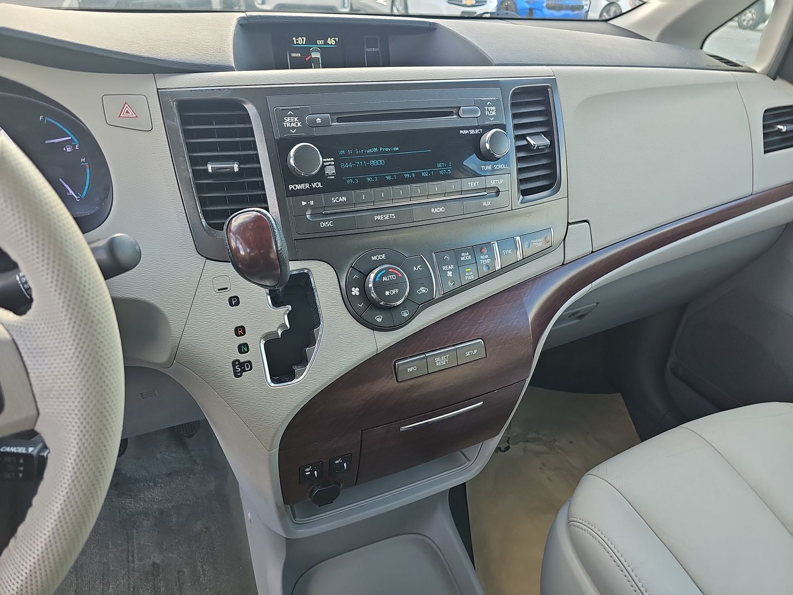 2014 Toyota Sienna XLE AWD