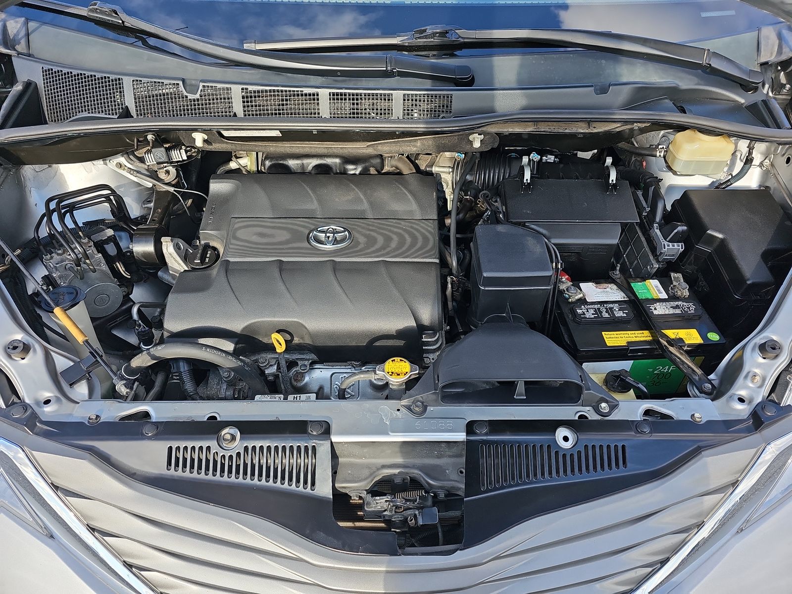 2014 Toyota Sienna XLE AWD