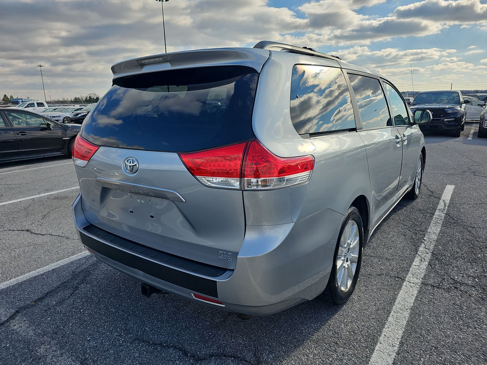 2014 Toyota Sienna XLE AWD