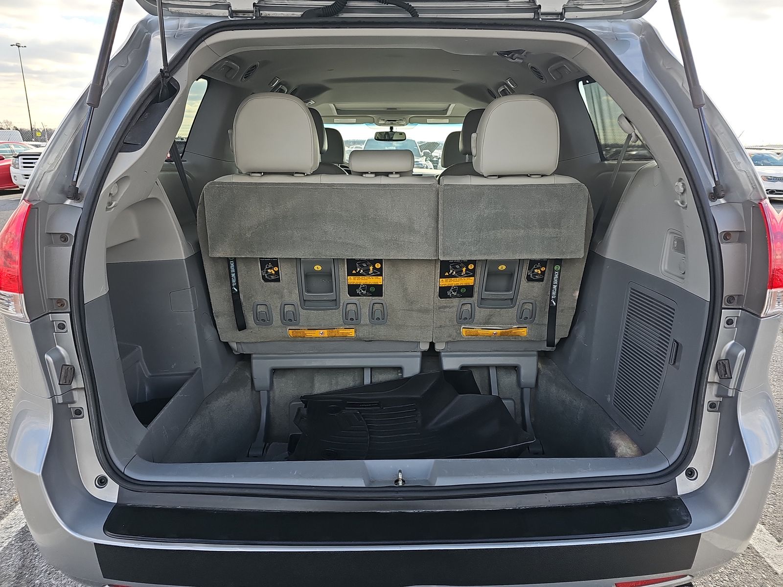 2014 Toyota Sienna XLE AWD