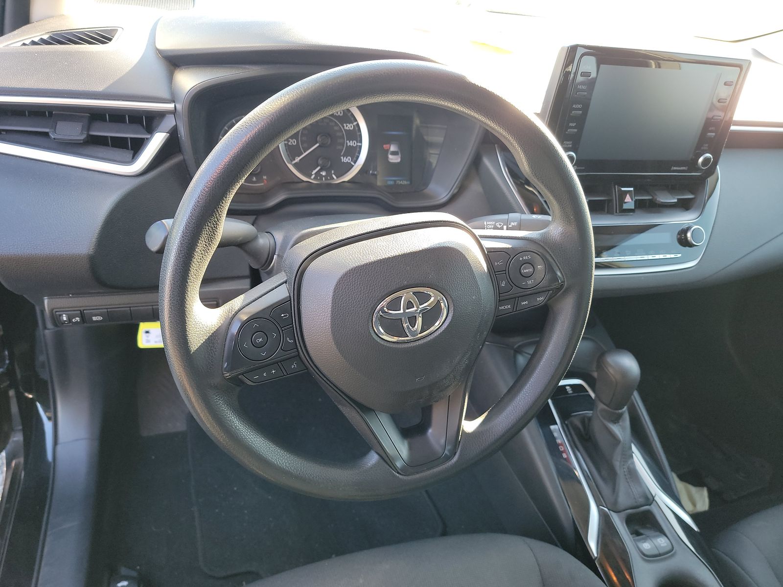 2022 Toyota Corolla LE FWD