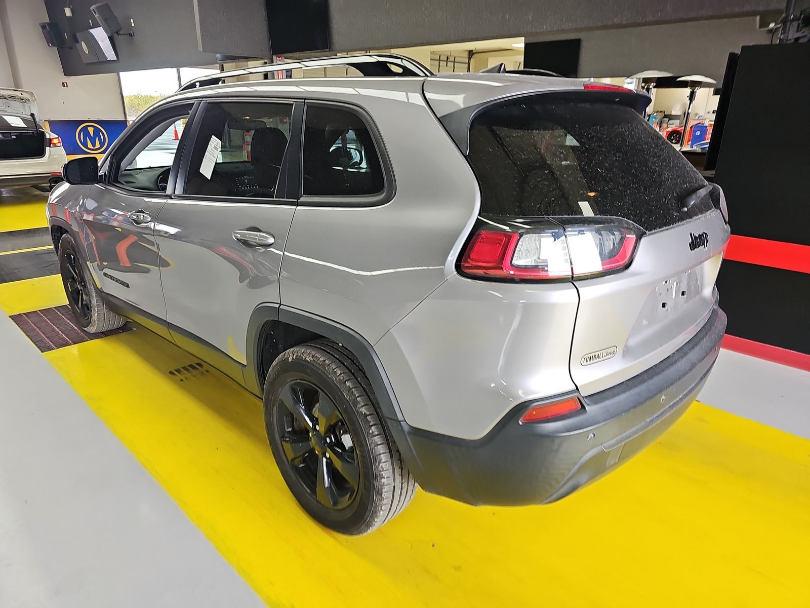 2019 Jeep Cherokee Latitude Altitude Edition FWD