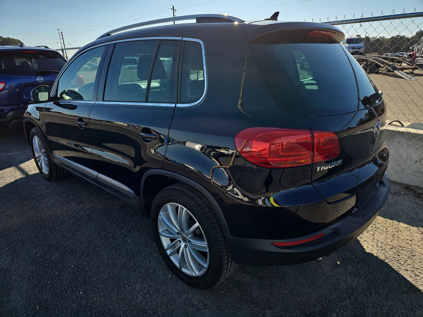 2015 Volkswagen Tiguan 2.0T SE FWD