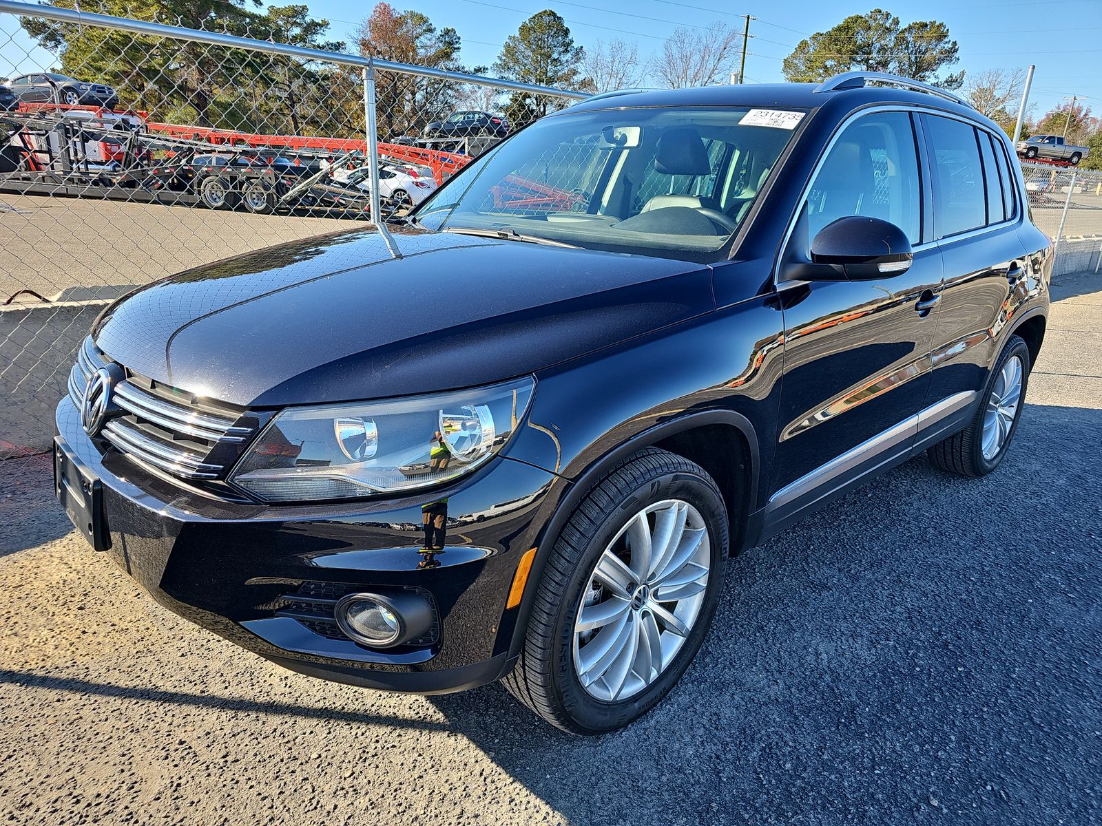 2015 Volkswagen Tiguan 2.0T SE FWD