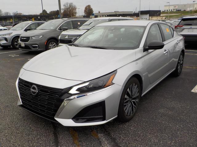 2024 Nissan Altima SV
