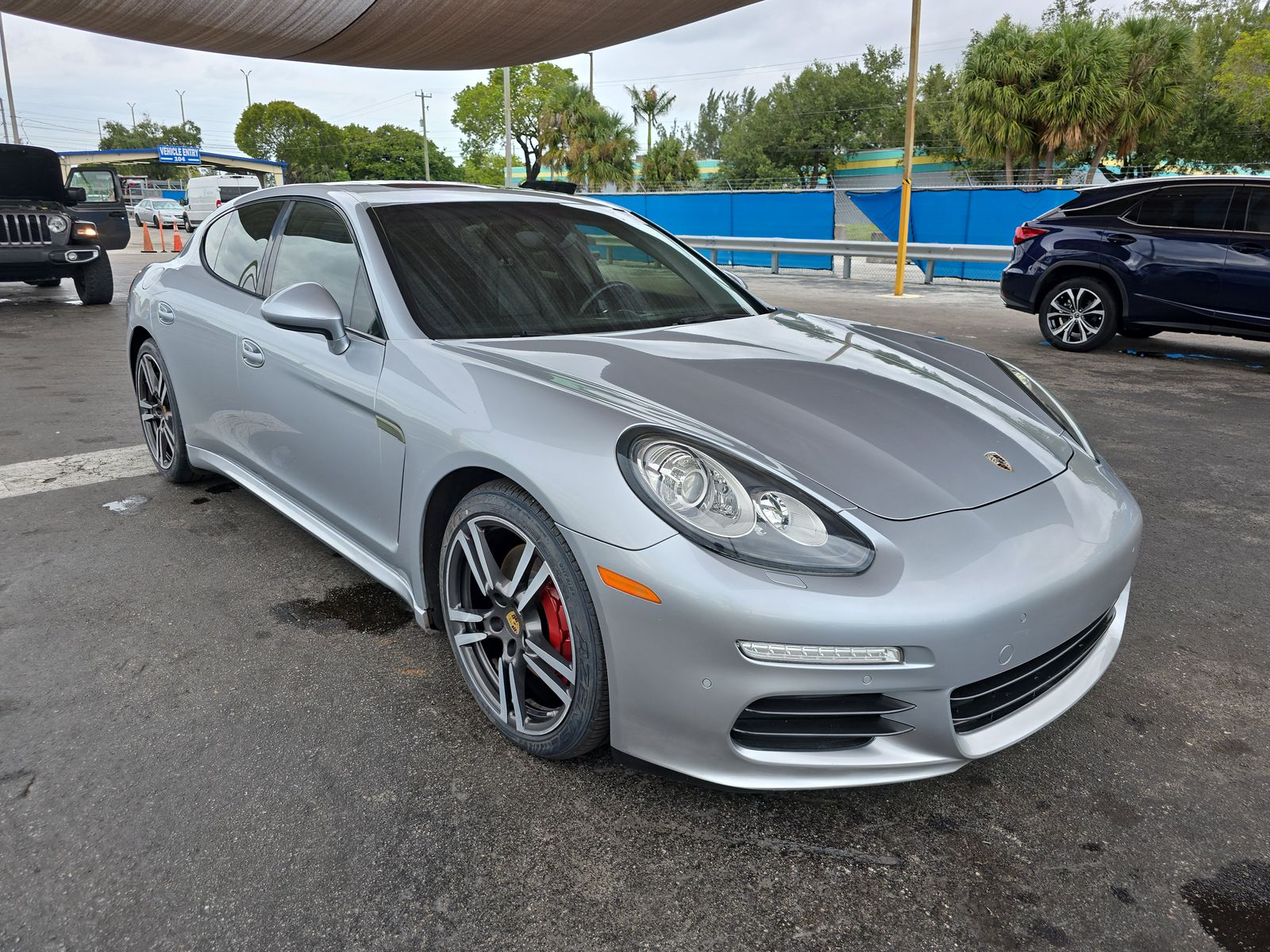 2016 Porsche Panamera Edition RWD