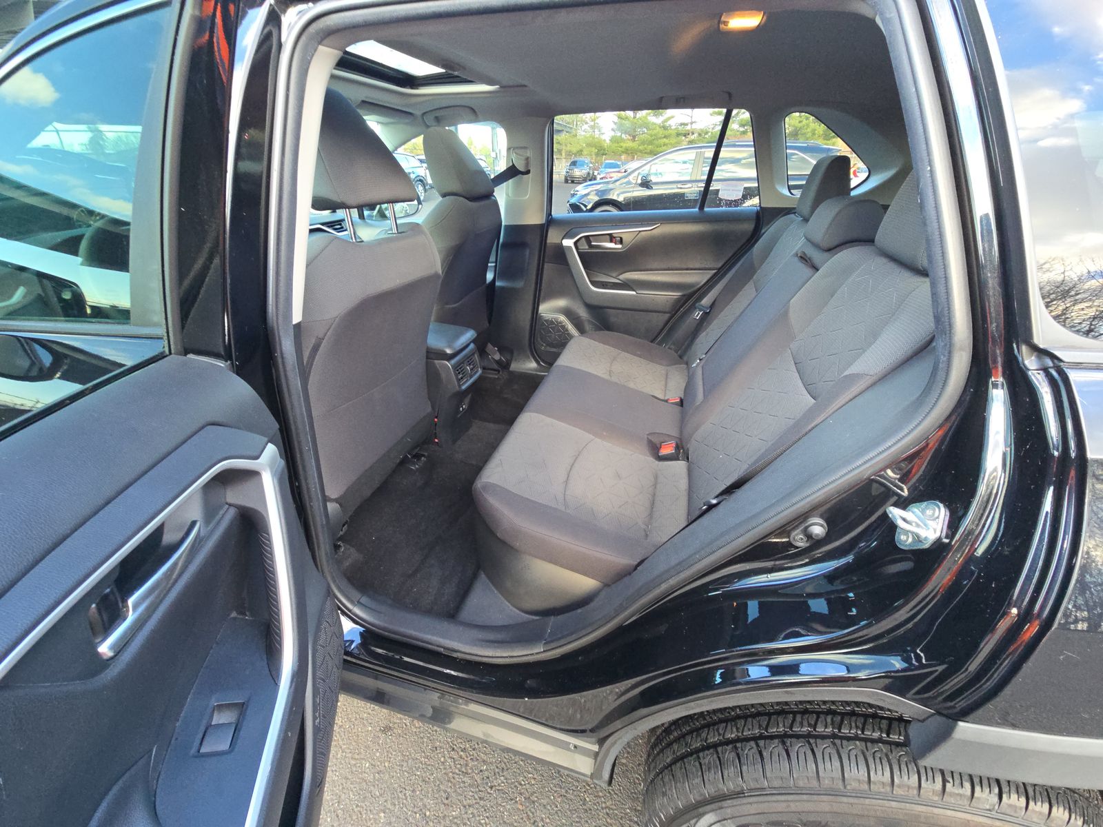 2020 Toyota RAV4 Hybrid XLE AWD