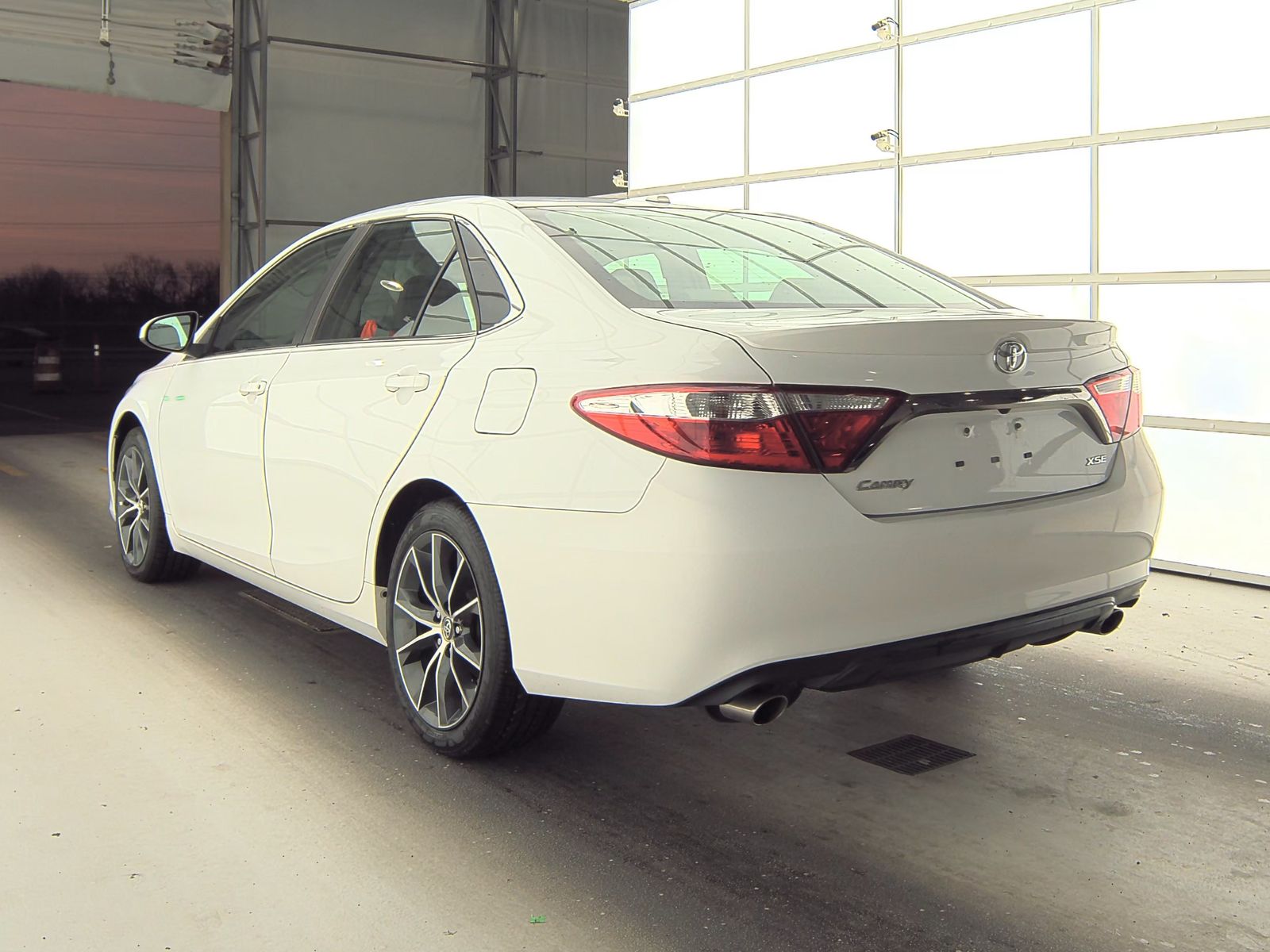 2016 Toyota Camry XSE FWD