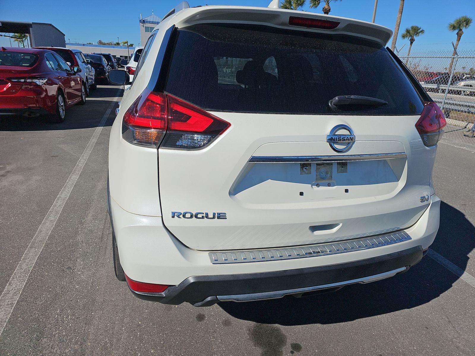 2018 Nissan Rogue SV FWD