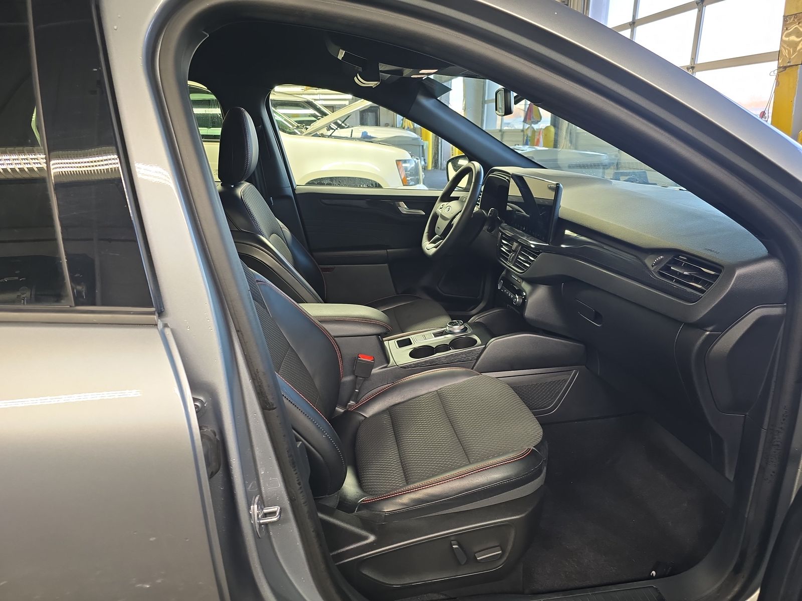 2023 Ford Escape Hybrid ST-Line Elite AWD