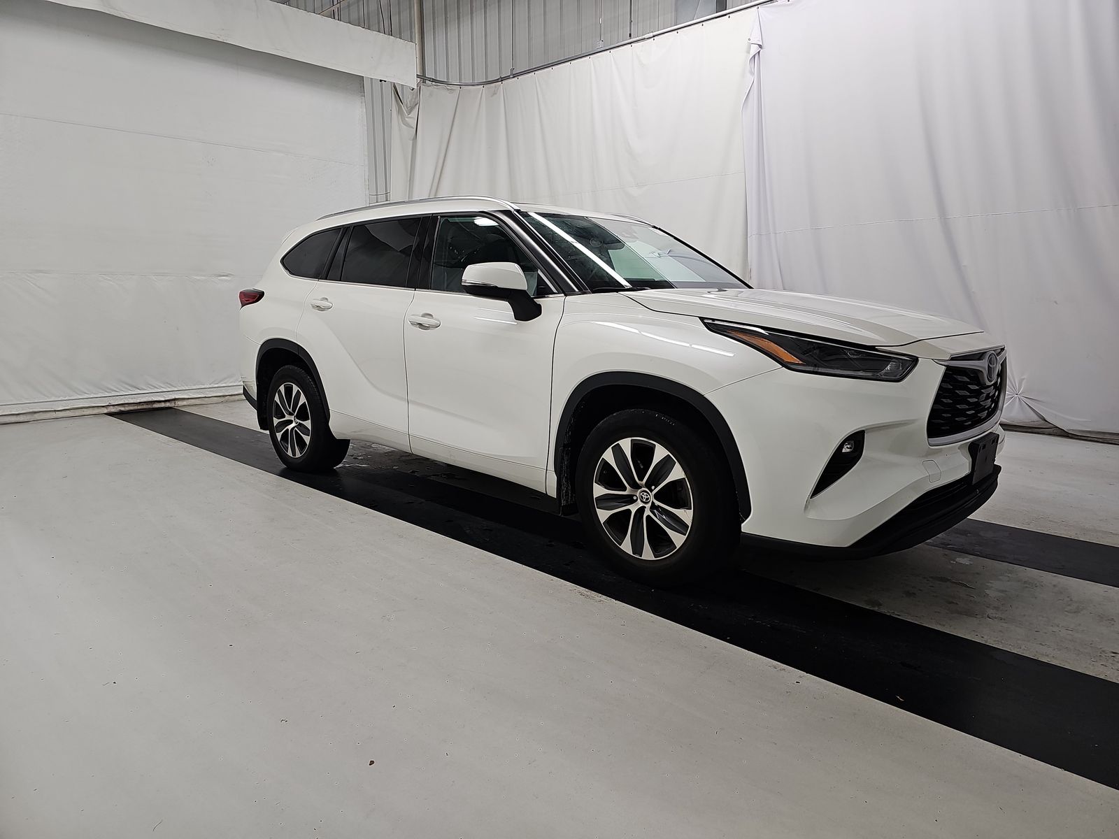 2021 Toyota Highlander XLE AWD