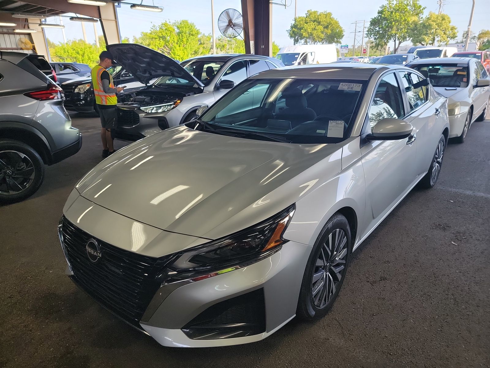 2023 Nissan Altima SV