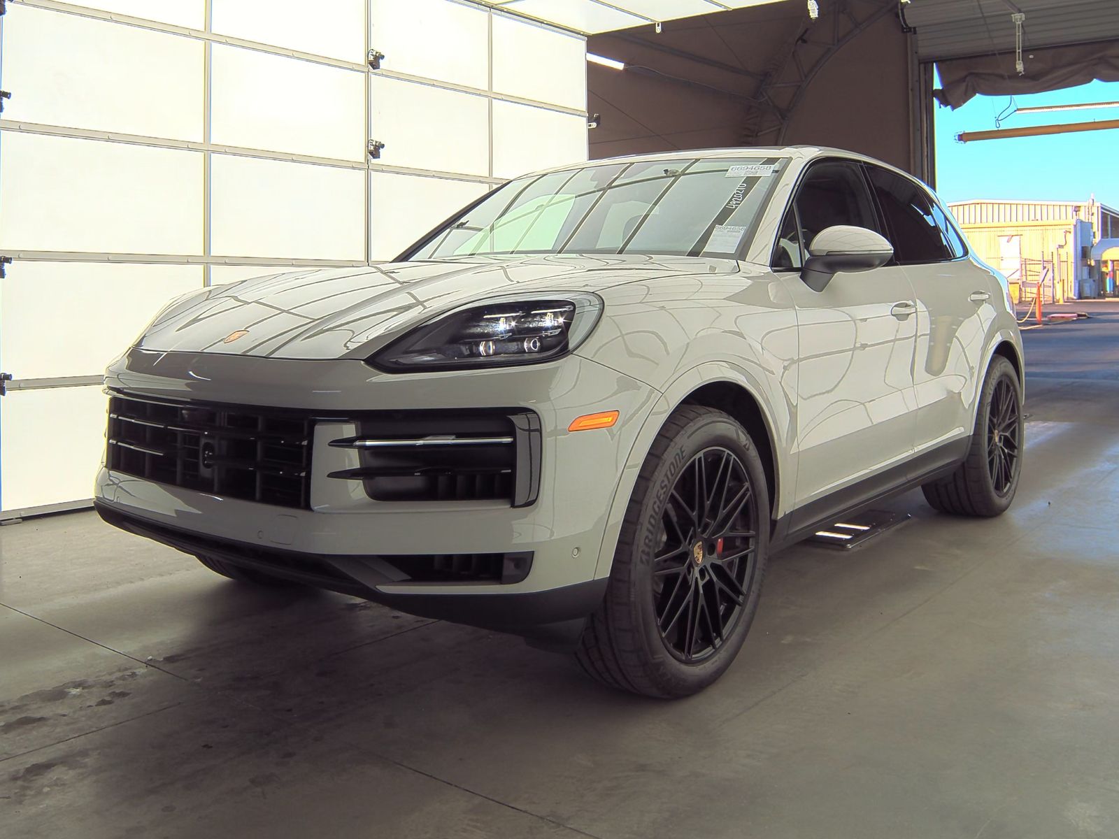 2024 Porsche Cayenne S