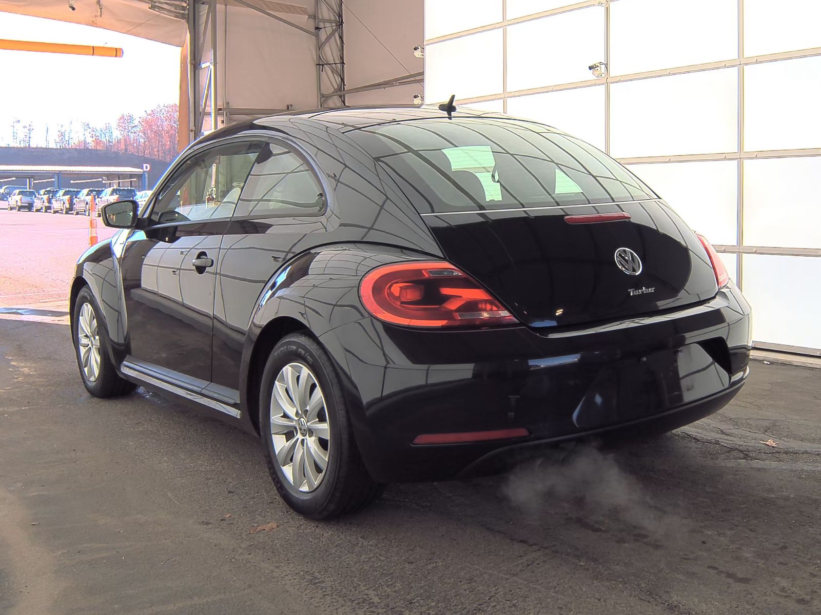 2016 Volkswagen Beetle 1.8T Wolfsburg Edition FWD