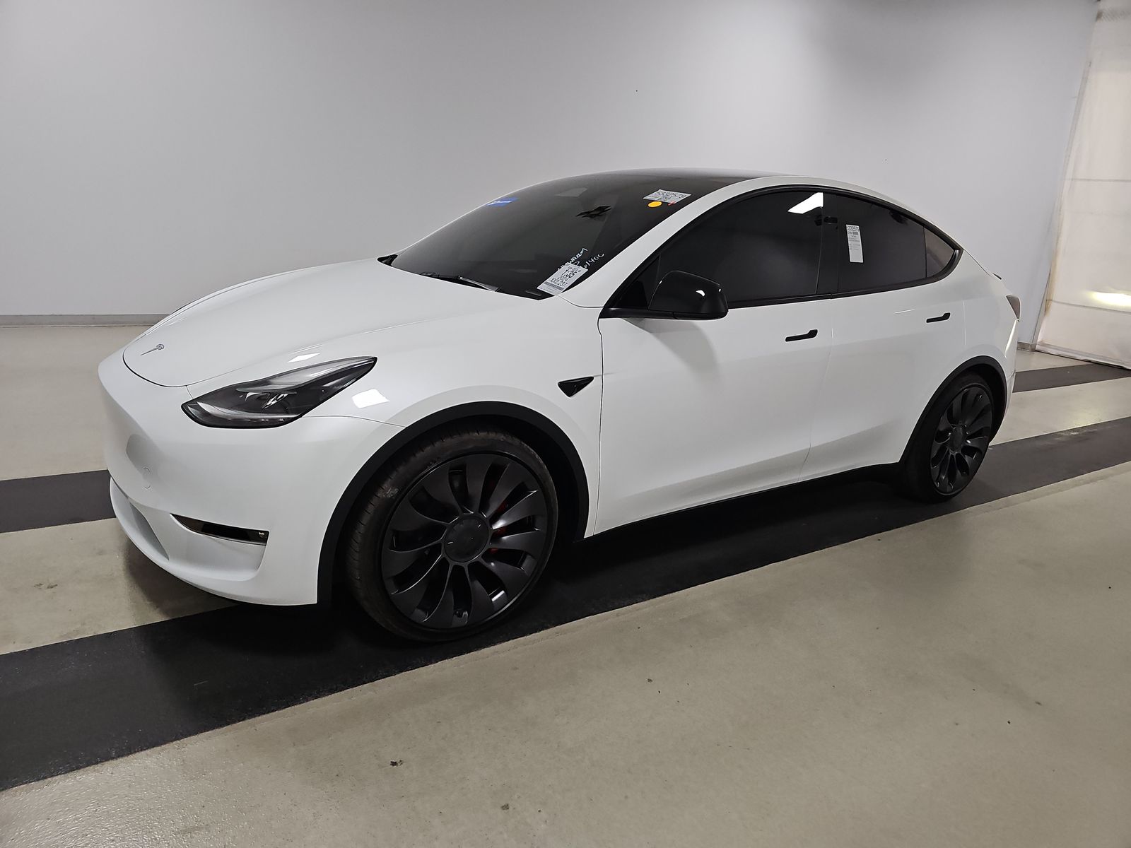 2024 Tesla Model Y Performance