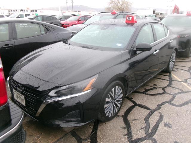 2024 Nissan Altima SV