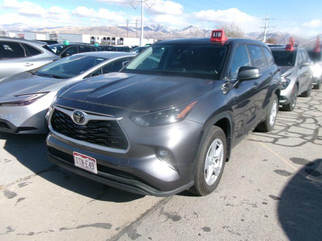 2024 Toyota Highlander LE