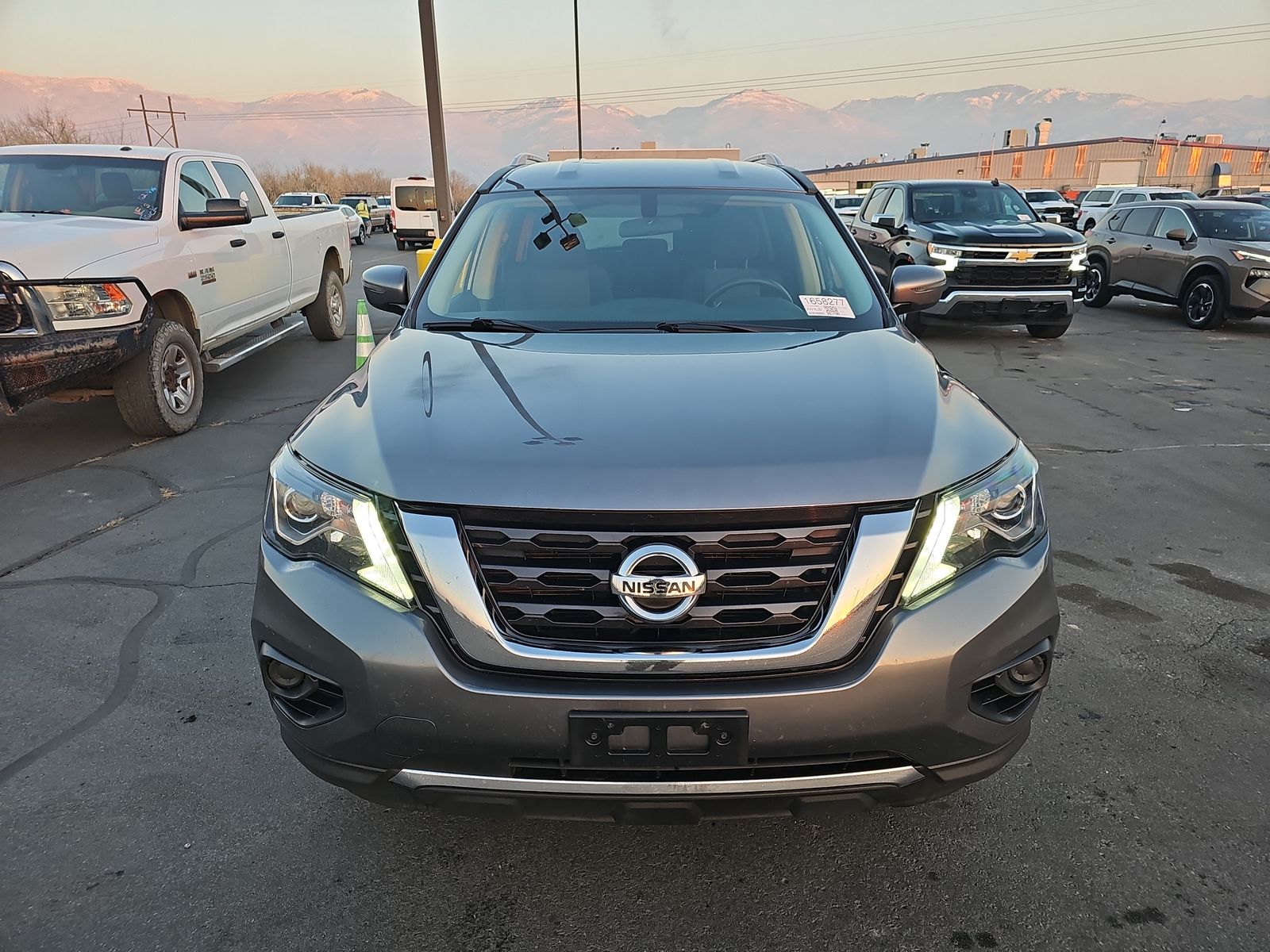 2020 Nissan Pathfinder S AWD