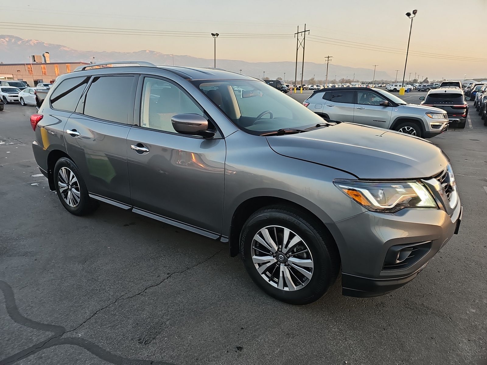 2020 Nissan Pathfinder S AWD