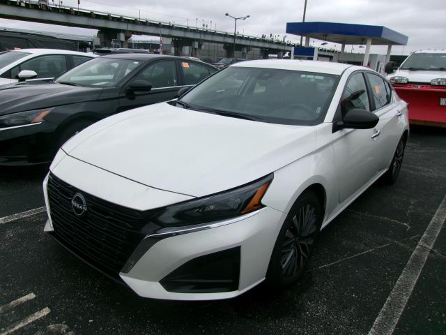 2024 Nissan Altima SV
