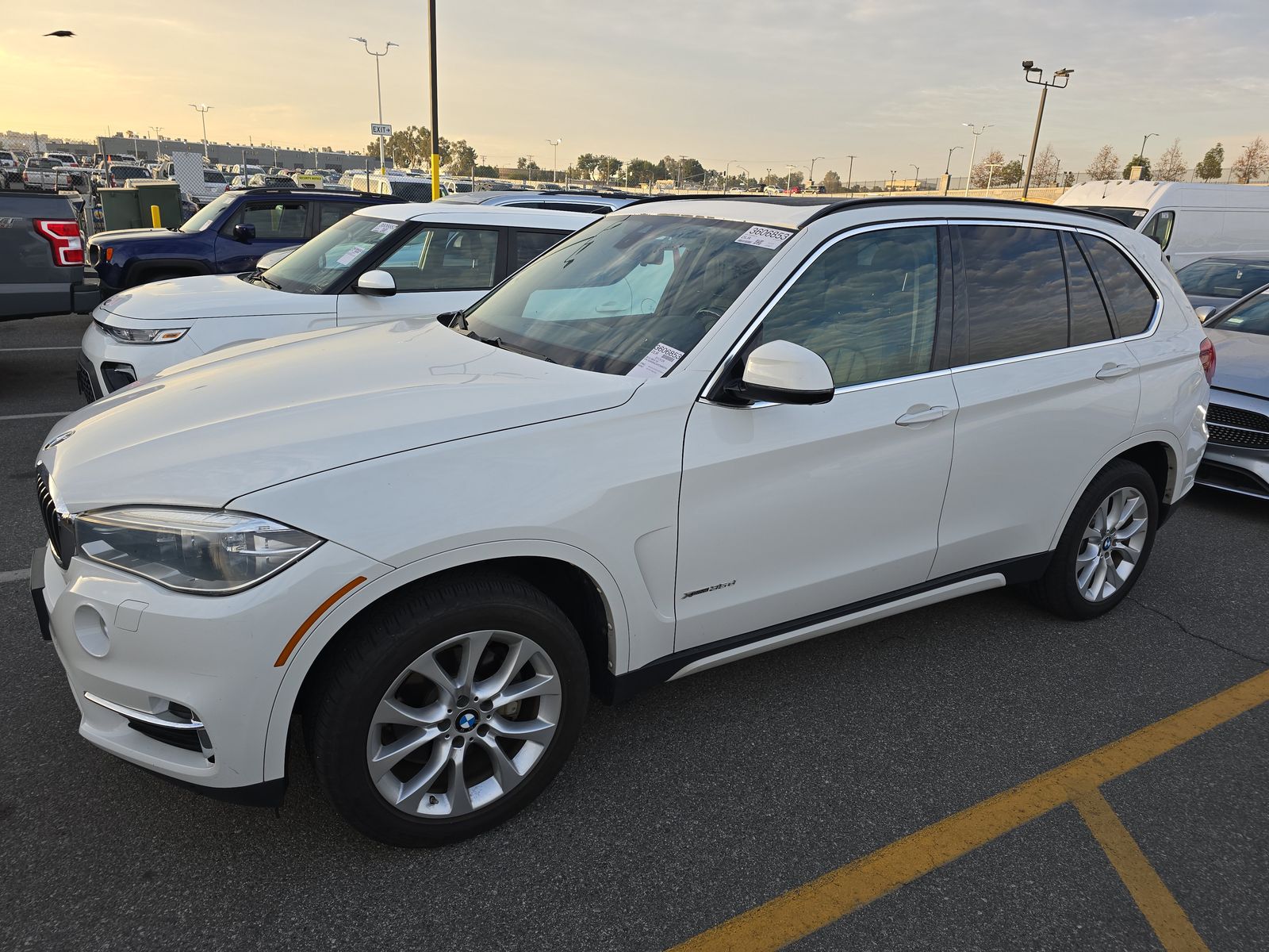 2015 BMW X5 Sports Activity Vehicle xDrive35d LUXURY LINE