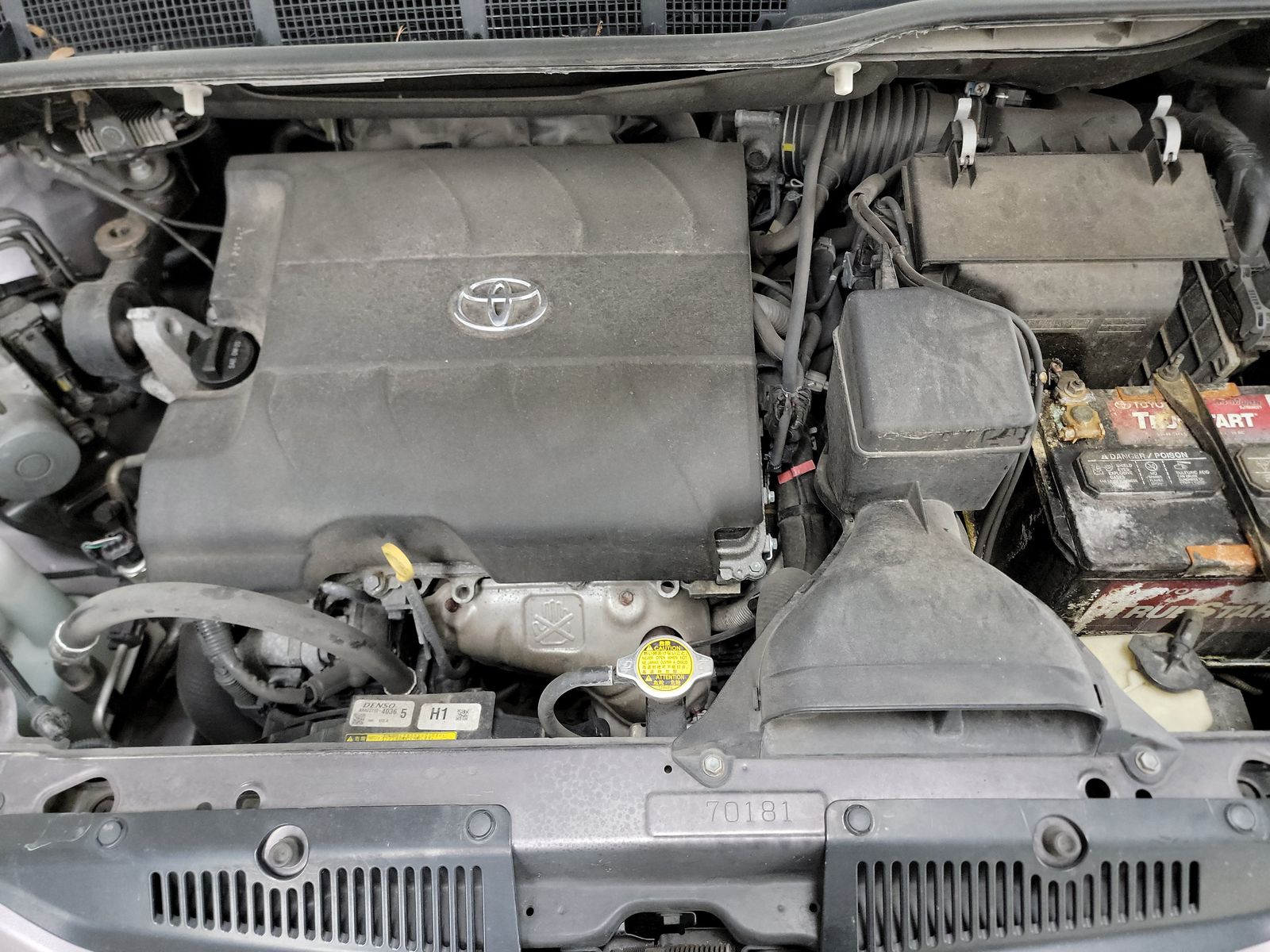 2015 Toyota Sienna LE FWD