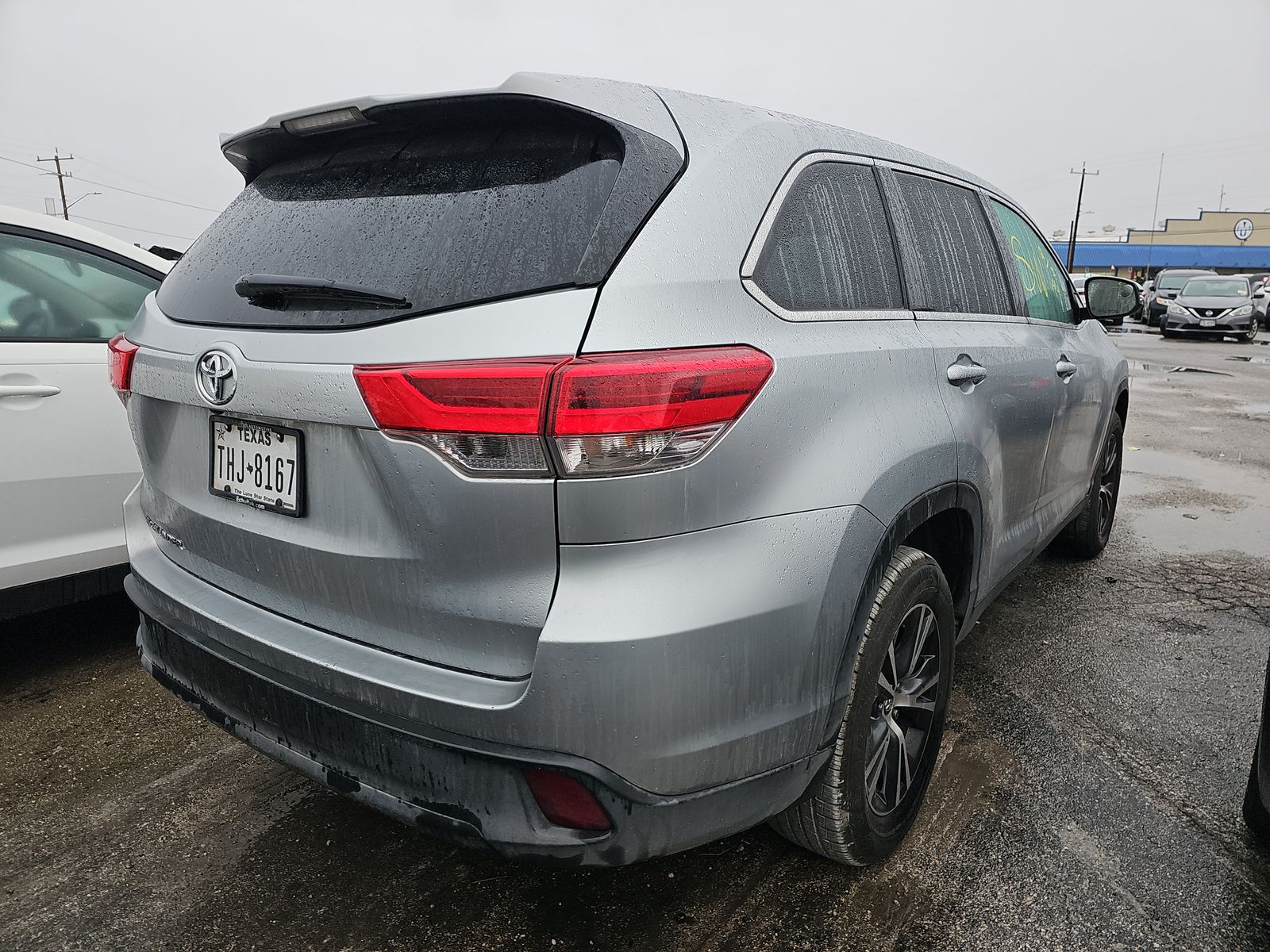 2019 Toyota Highlander LE FWD