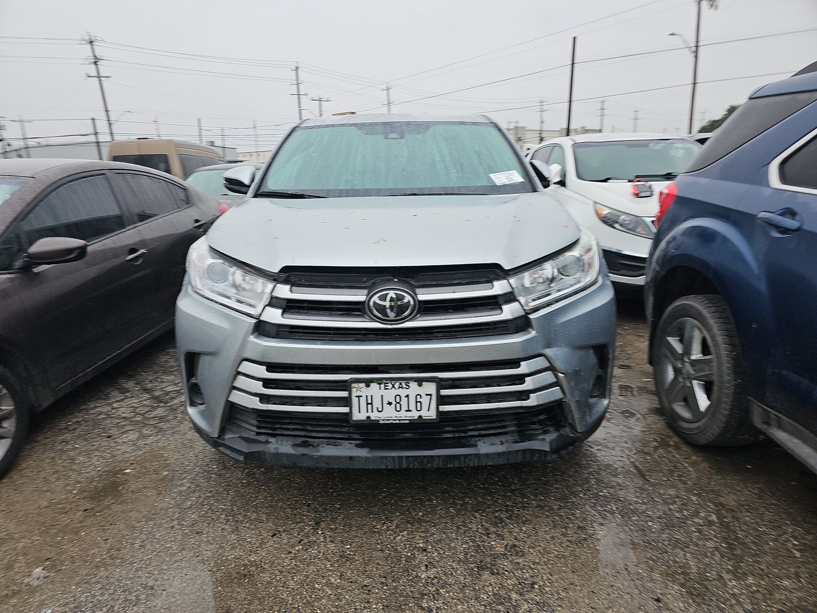 2019 Toyota Highlander LE FWD