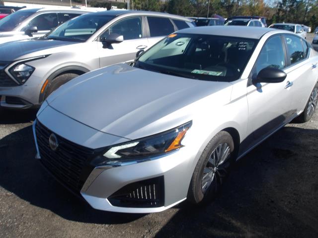 2024 Nissan Altima SV