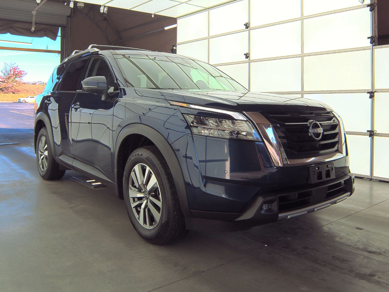 2022 Nissan Pathfinder SL AWD