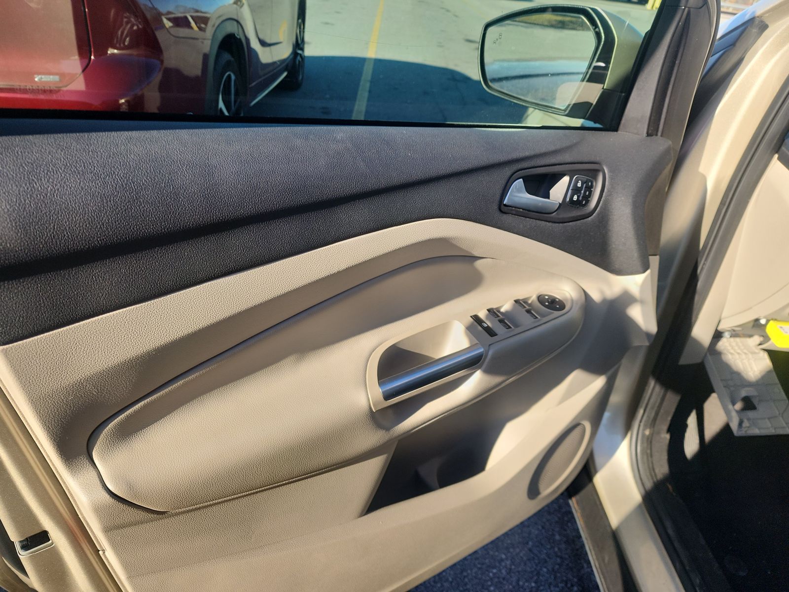 2017 Ford Escape Titanium FWD