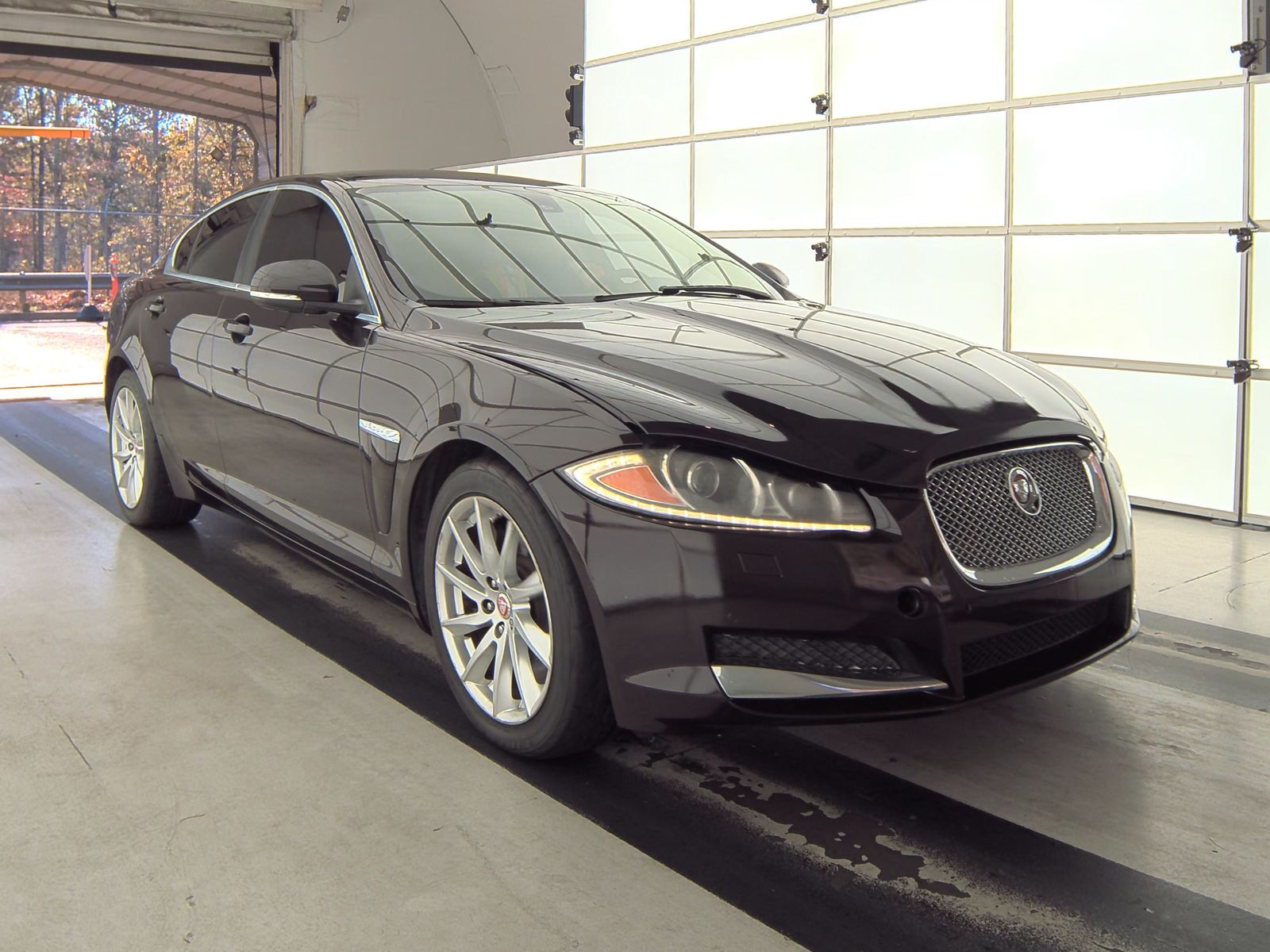 2015 Jaguar XF 2.0T Premium FWD