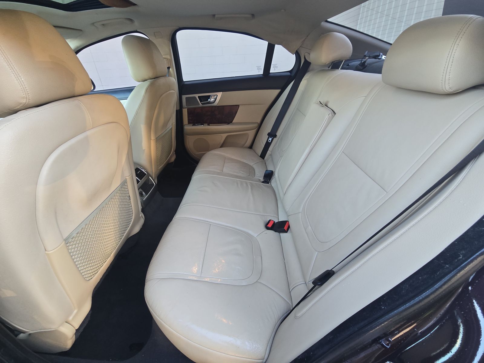 2015 Jaguar XF 2.0T Premium FWD