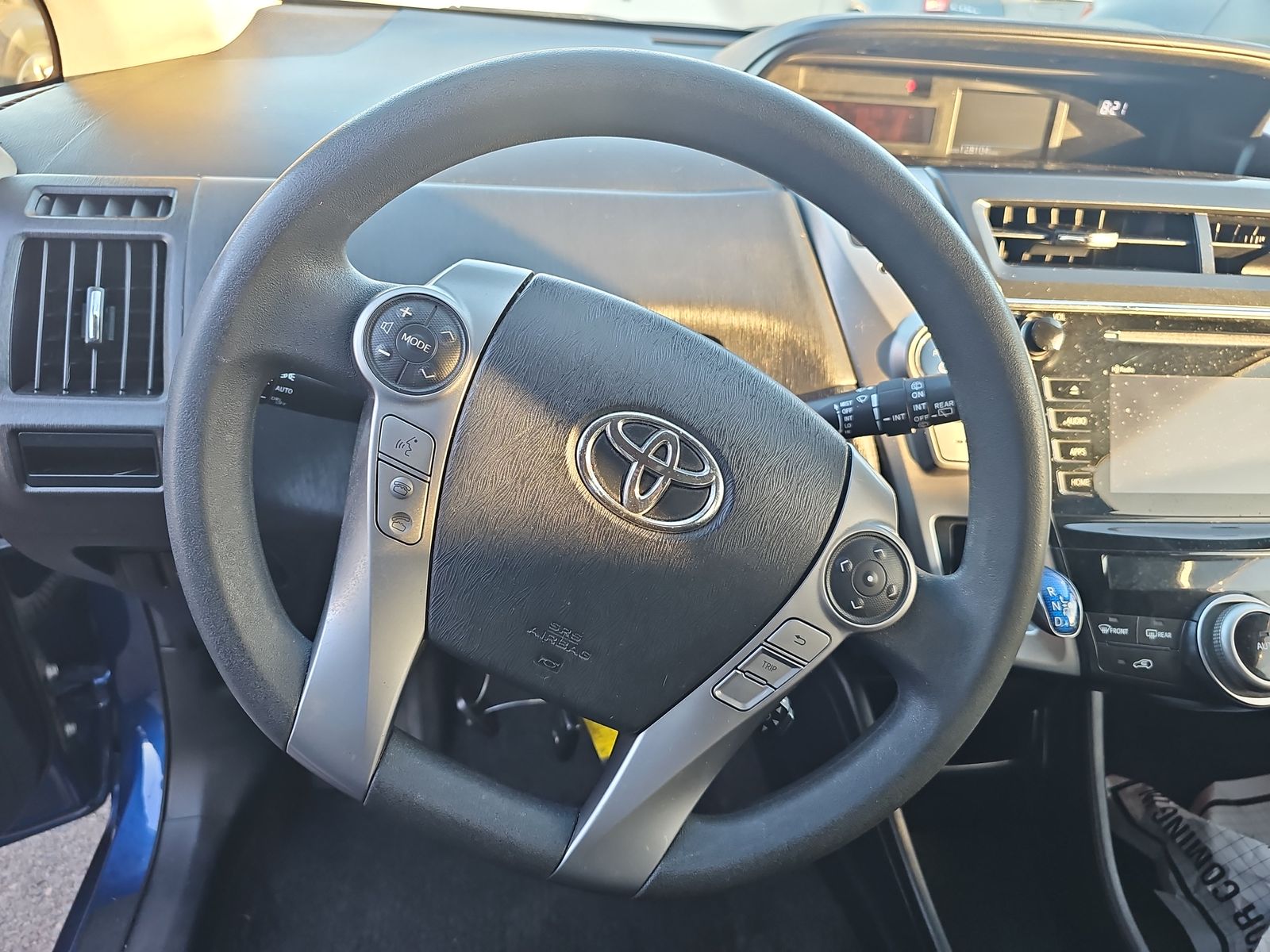 2015 Toyota Prius v Three FWD