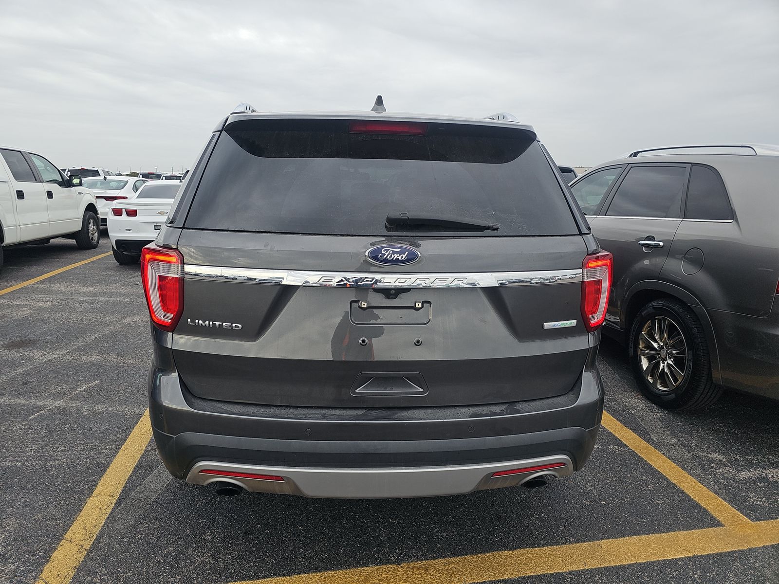 2016 Ford Explorer Limited FWD