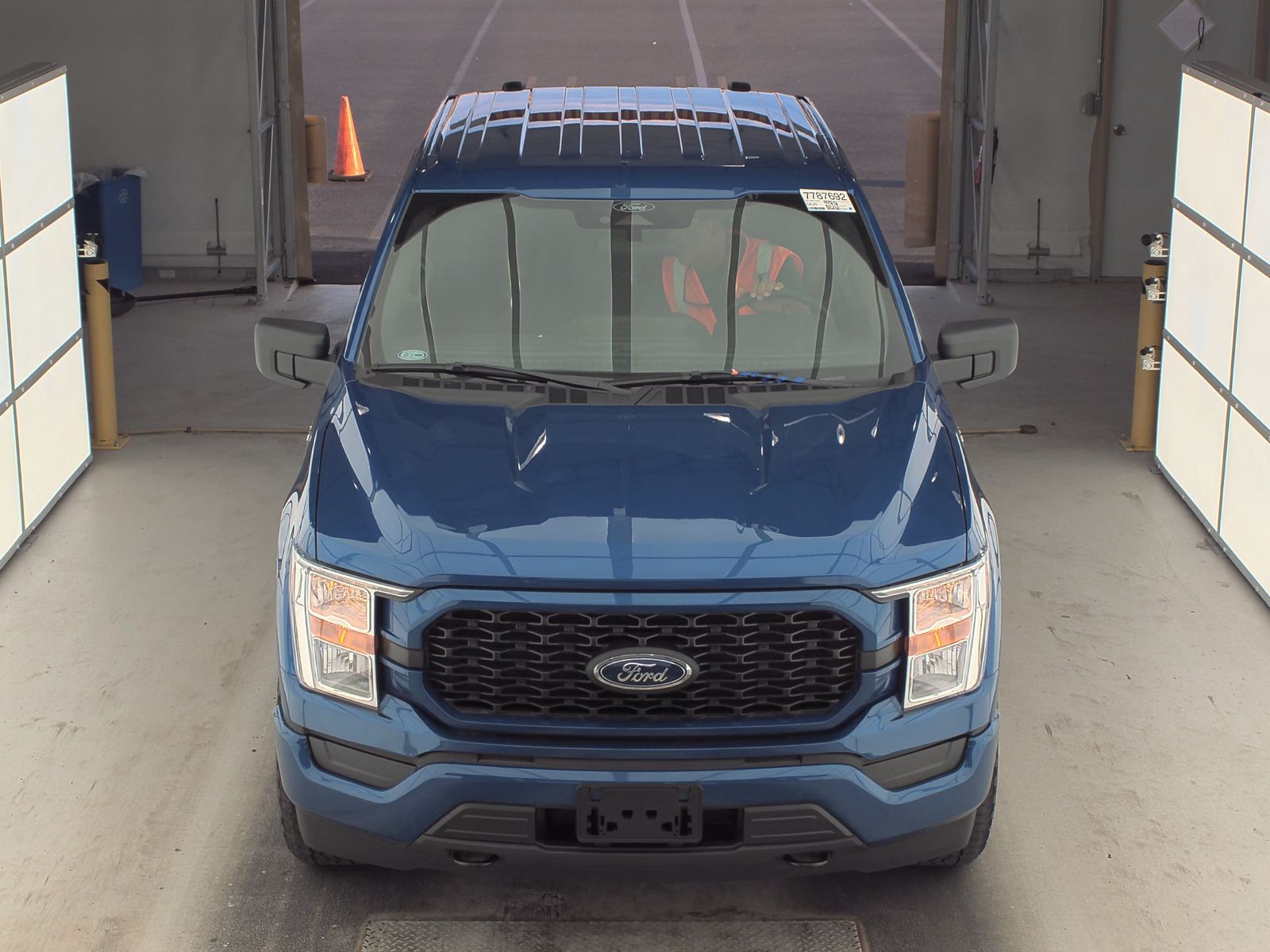 2022 Ford F-150 XL AWD