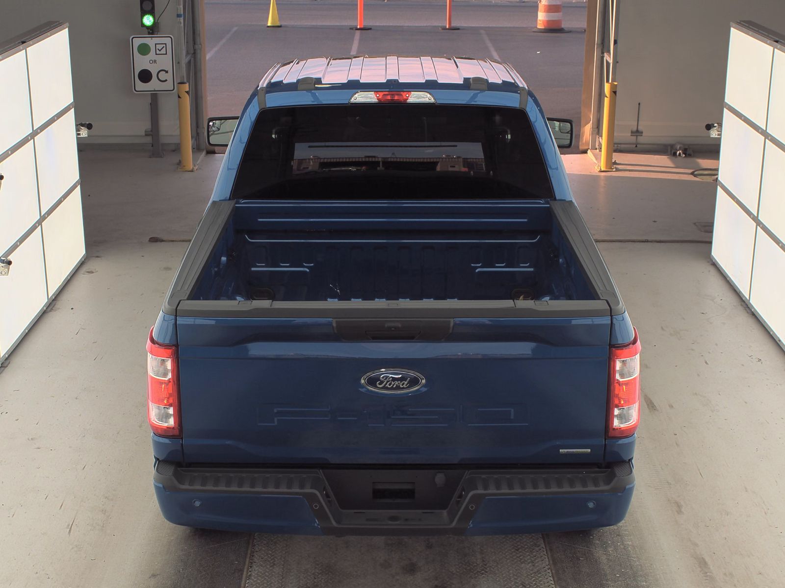 2022 Ford F-150 XL AWD