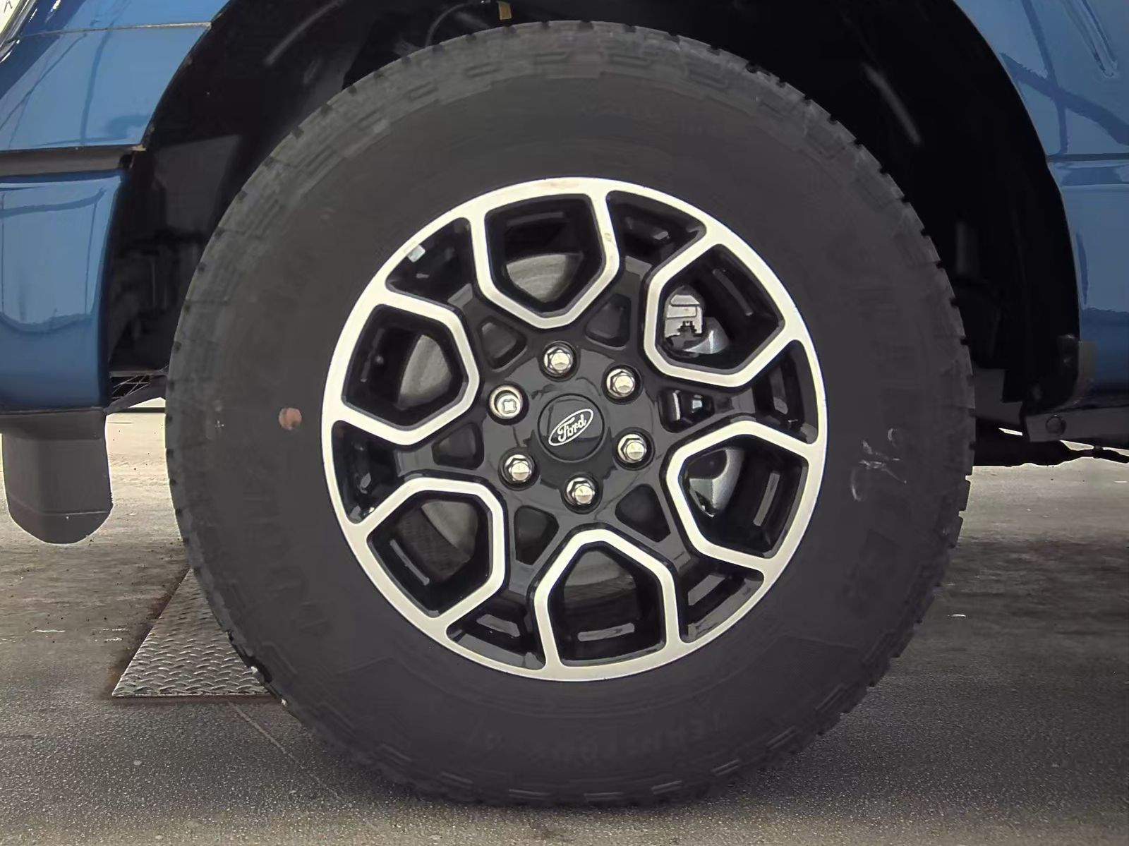 2022 Ford F-150 XL AWD