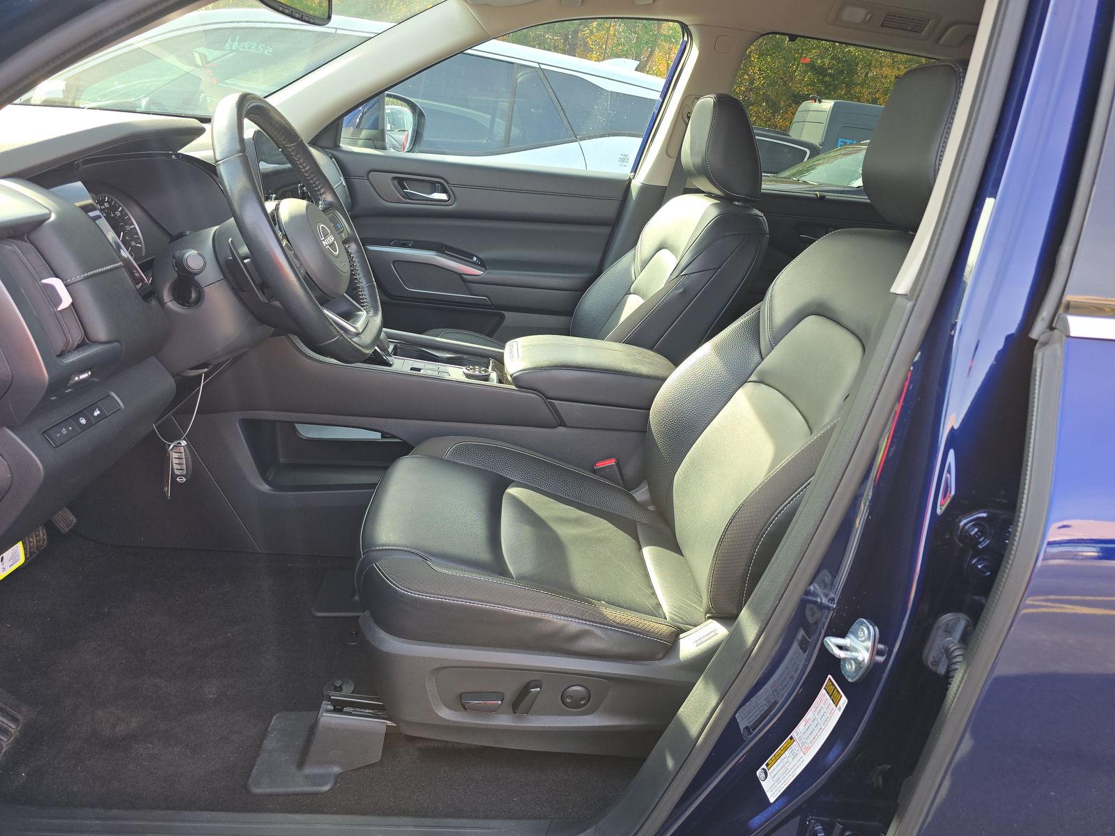 2022 Nissan Pathfinder SL AWD