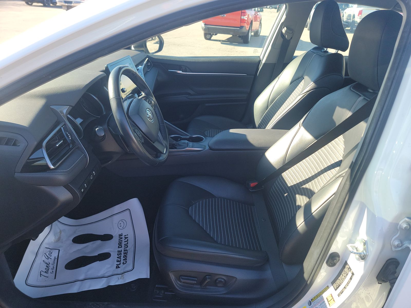 2022 Toyota Camry SE FWD